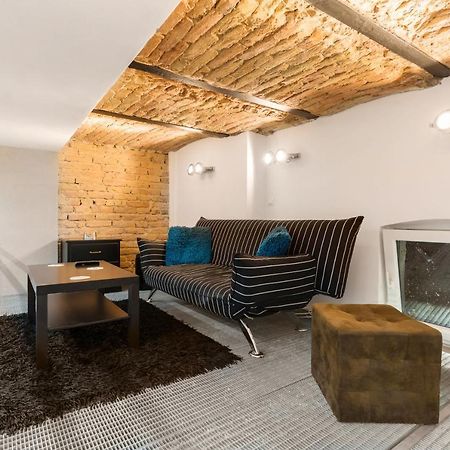 Z38 Downtown Loft Lägenhet Budapest Exteriör bild
