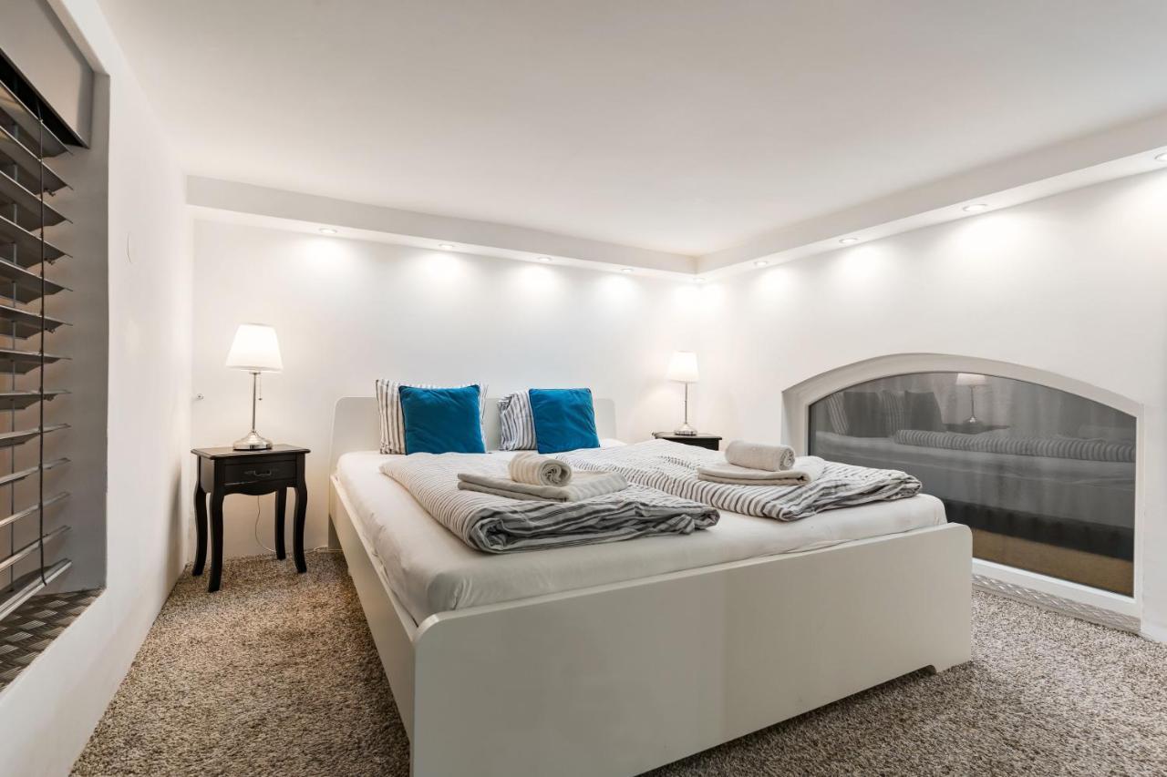 Z38 Downtown Loft Lägenhet Budapest Exteriör bild