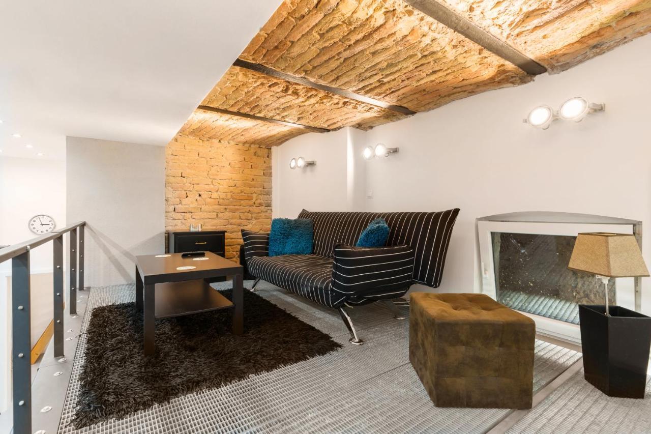 Z38 Downtown Loft Lägenhet Budapest Exteriör bild