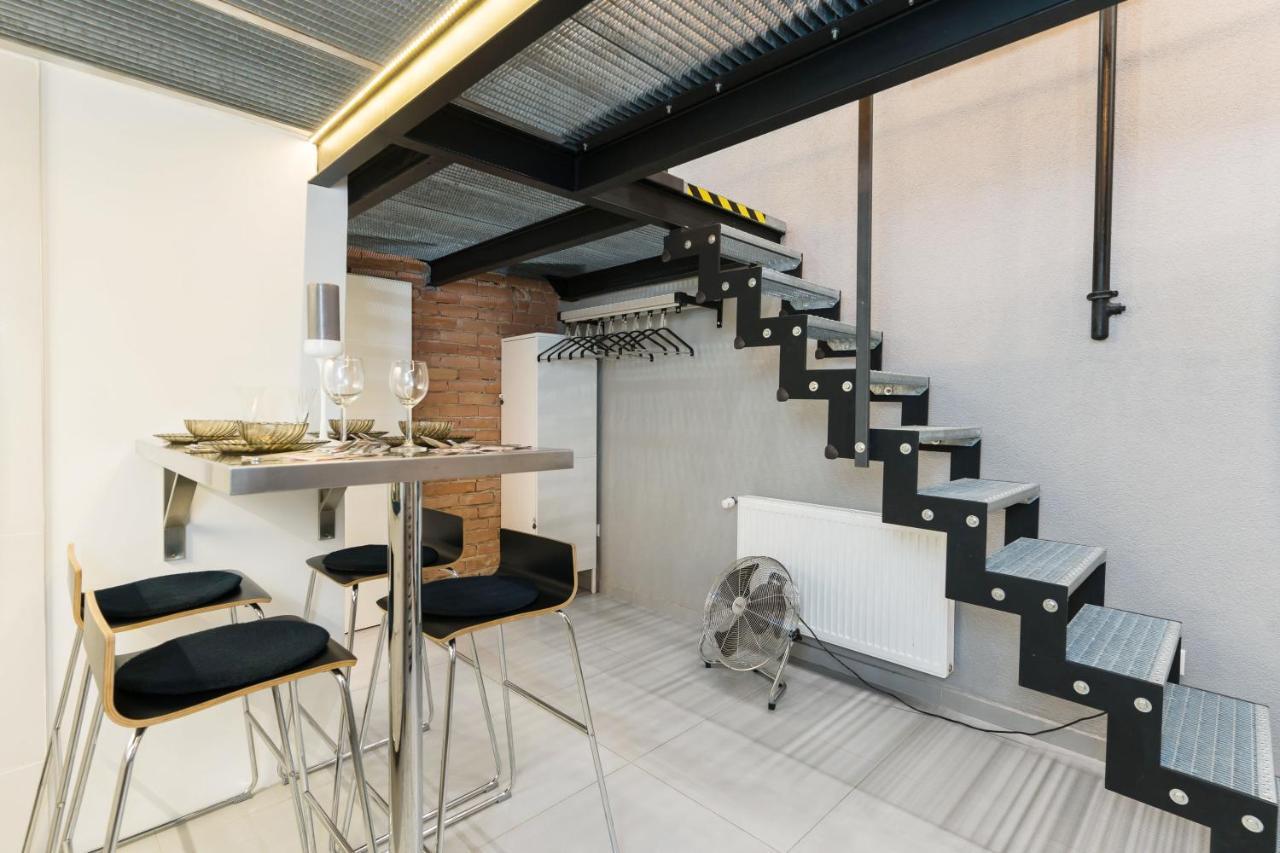 Z38 Downtown Loft Lägenhet Budapest Exteriör bild
