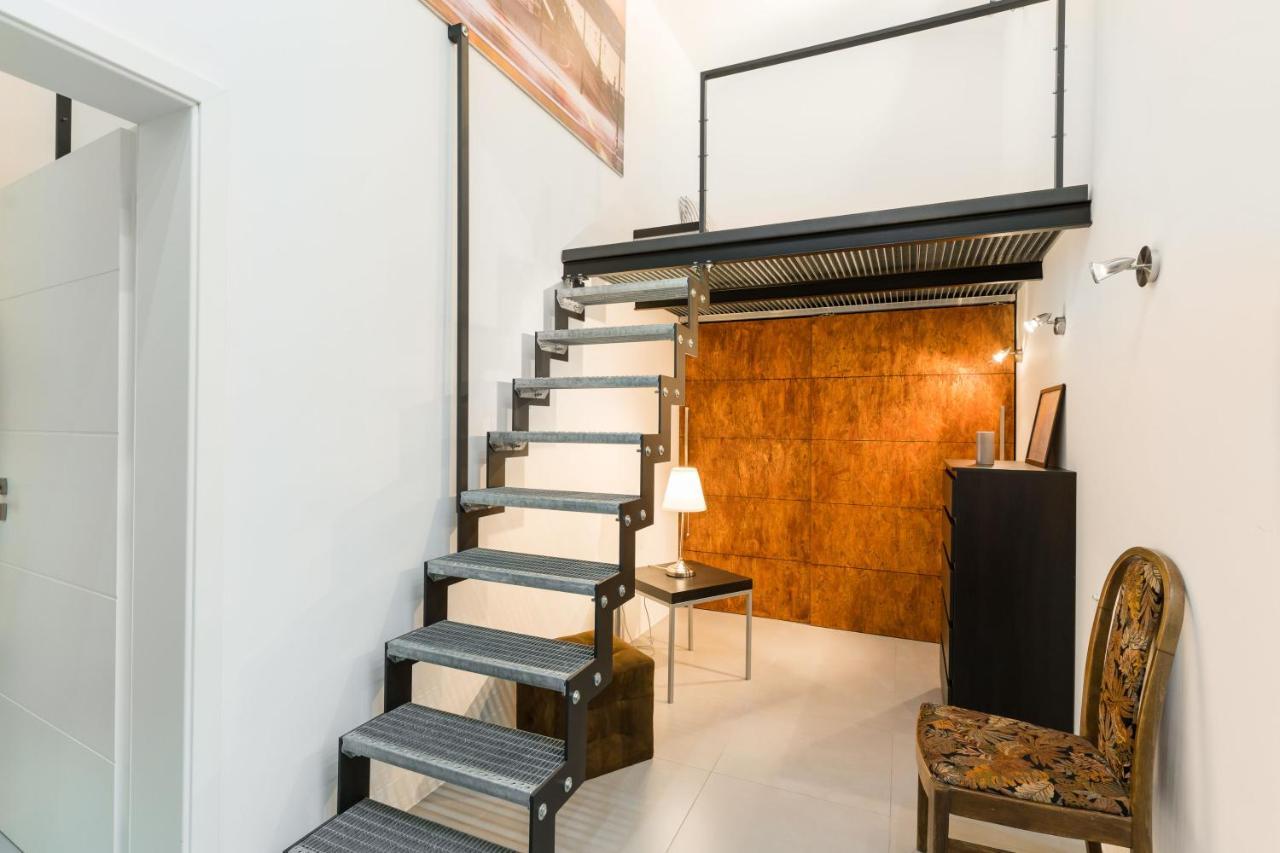 Z38 Downtown Loft Lägenhet Budapest Exteriör bild