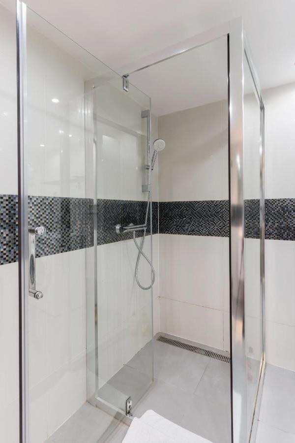 Z38 Downtown Loft Lägenhet Budapest Exteriör bild