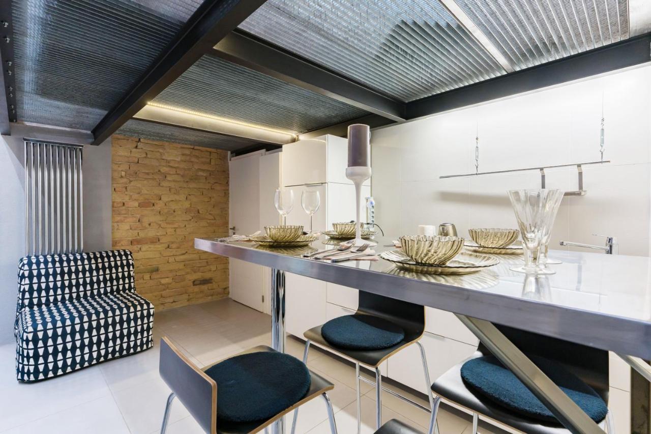 Z38 Downtown Loft Lägenhet Budapest Exteriör bild