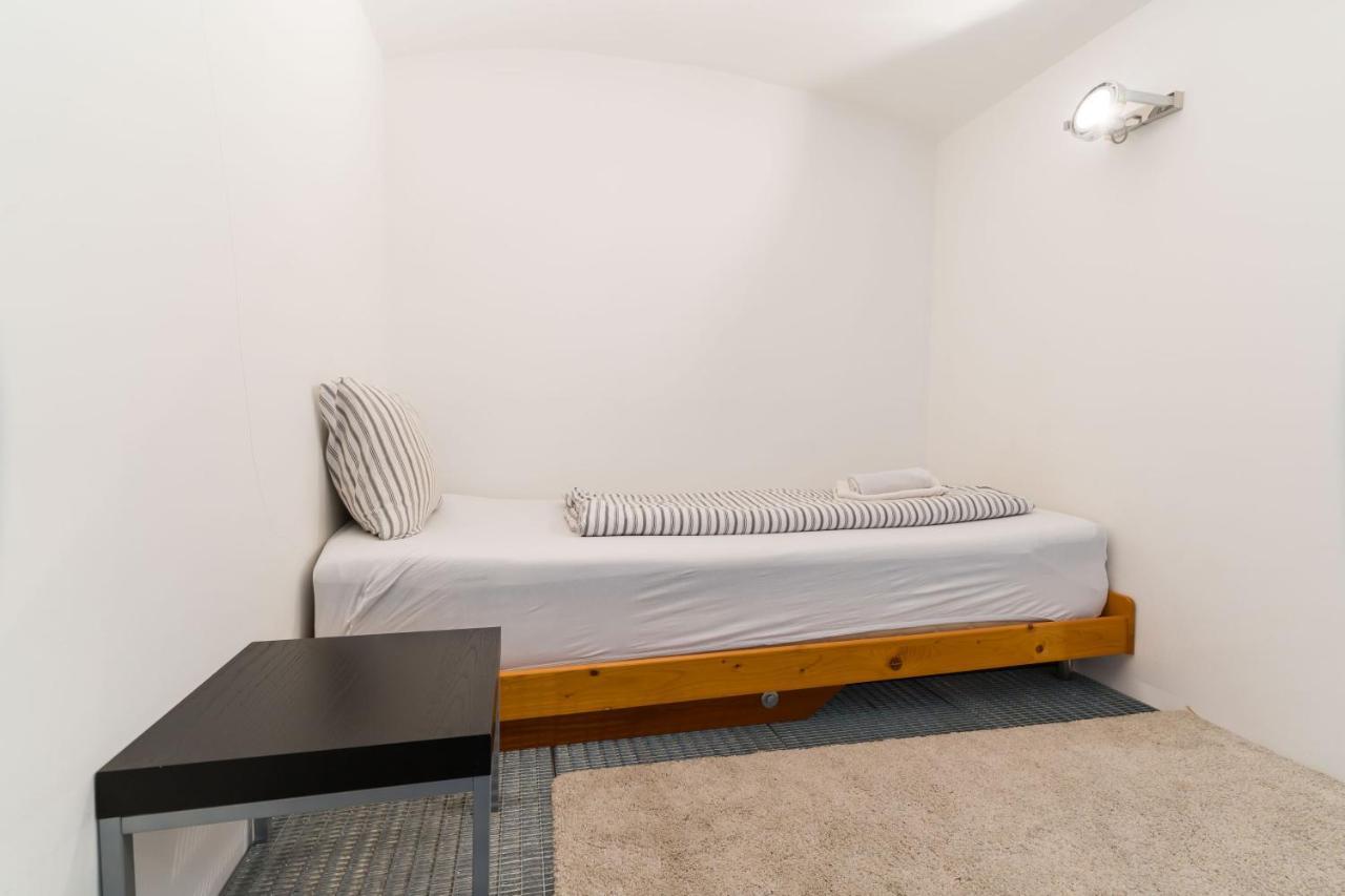 Z38 Downtown Loft Lägenhet Budapest Exteriör bild