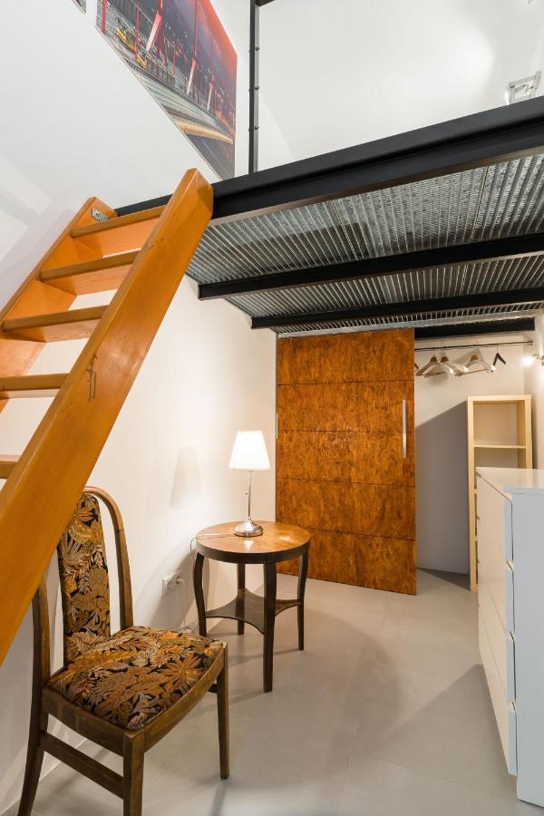 Z38 Downtown Loft Lägenhet Budapest Exteriör bild